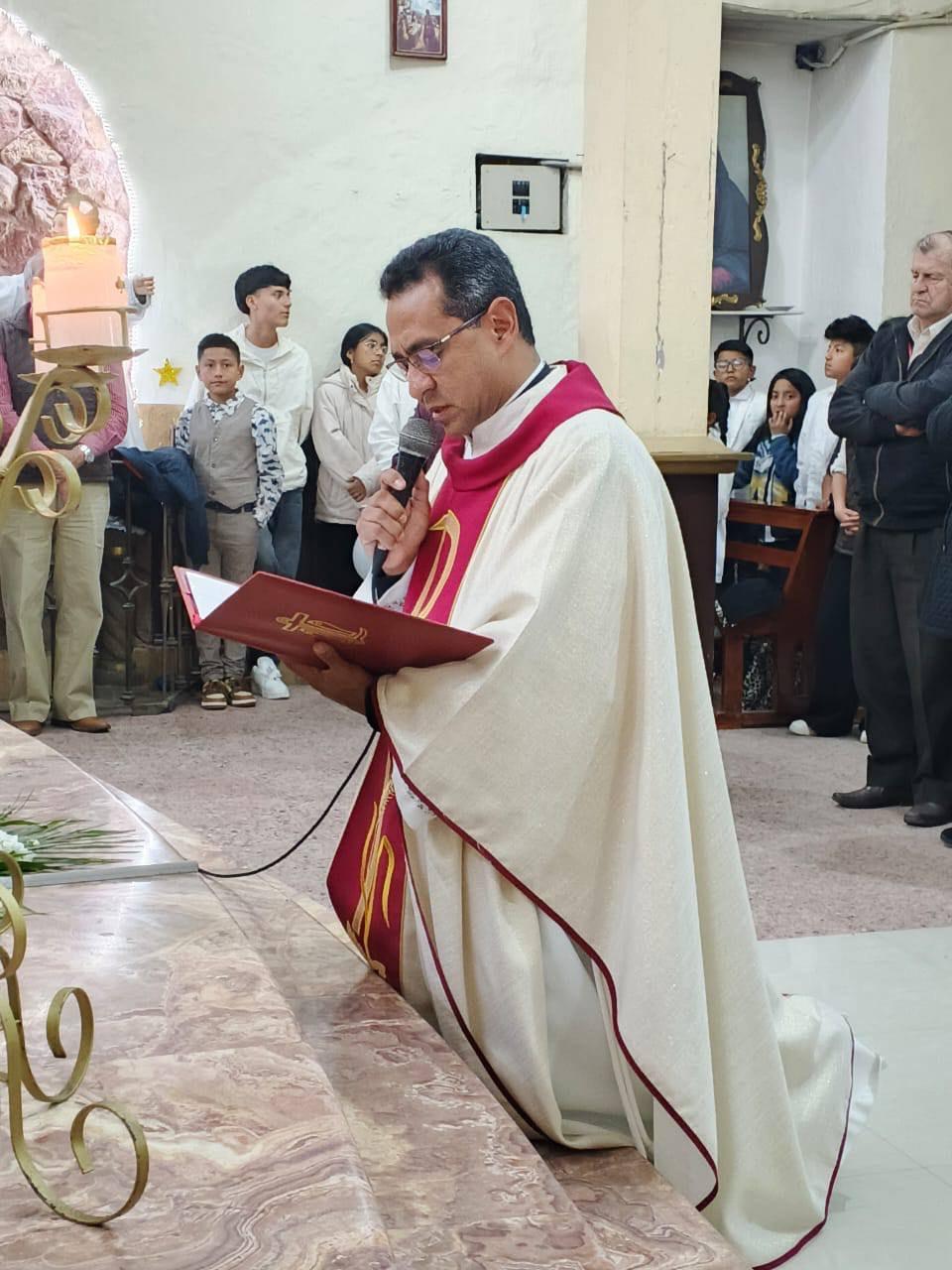 Nuevo párroco Nuevo párroco